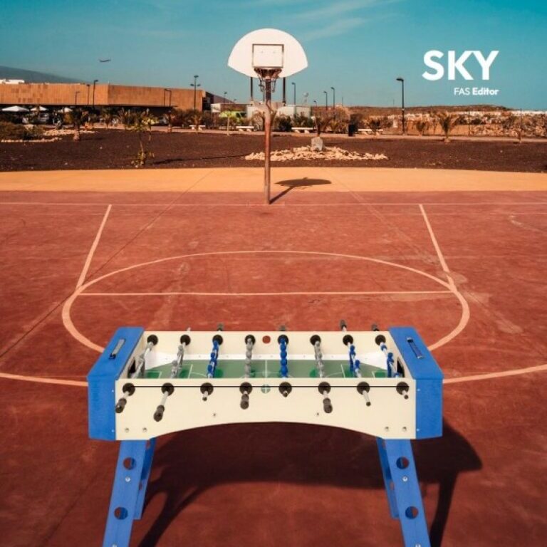 sky.1000x1000.jpg